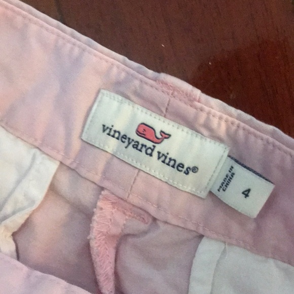vineyard vines 3 inch shorts - Picture 3 of 3